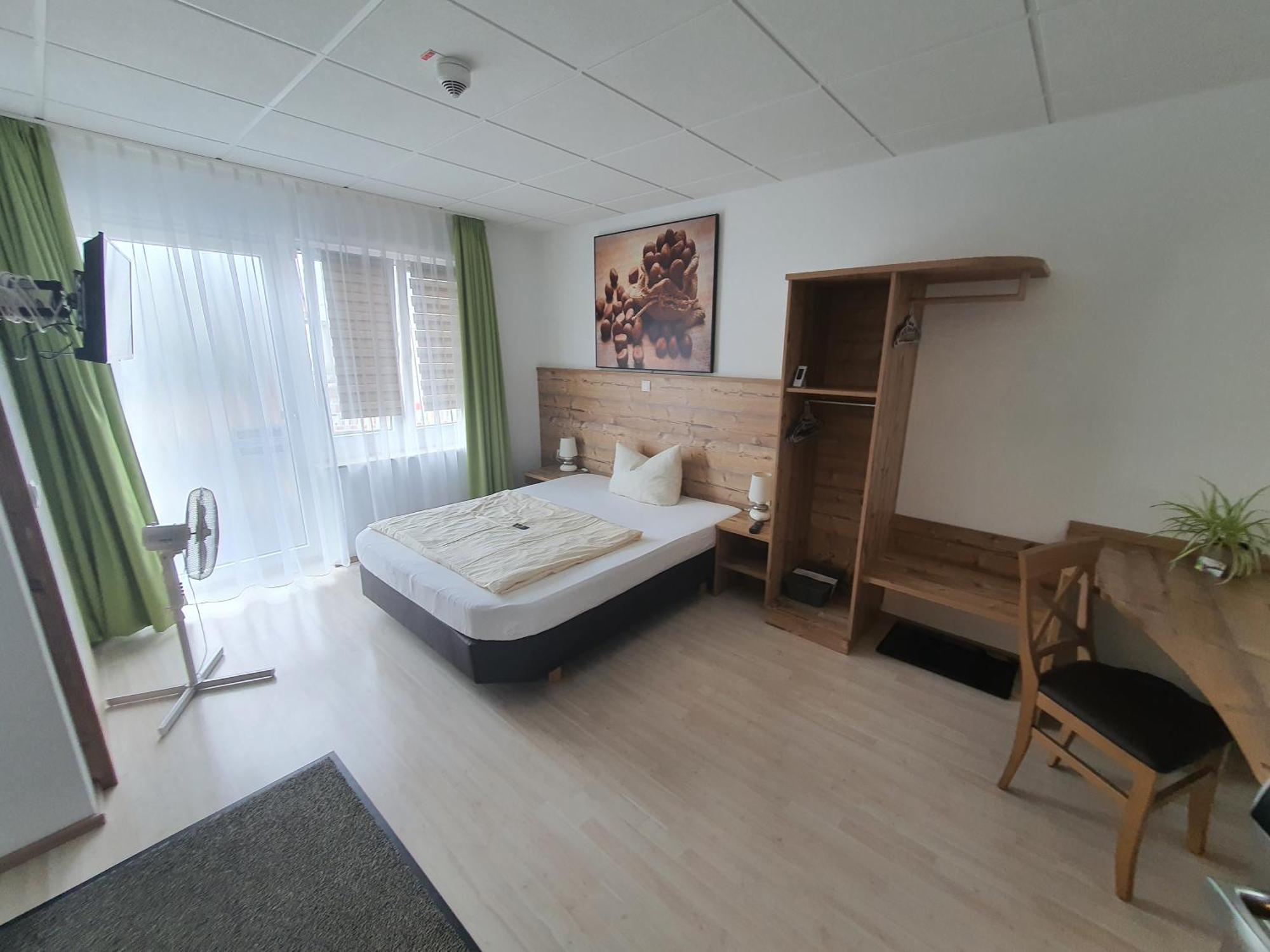 Fraenkischer Hof --- Hotel In Pegnitz --- Schlabecks Fraenkischer Hof Dış mekan fotoğraf